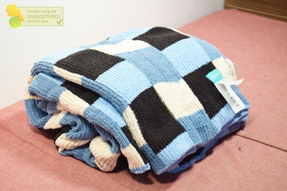 Pillowfort Plaid Kids' 50x60" Throw Blanket Blue/Black*